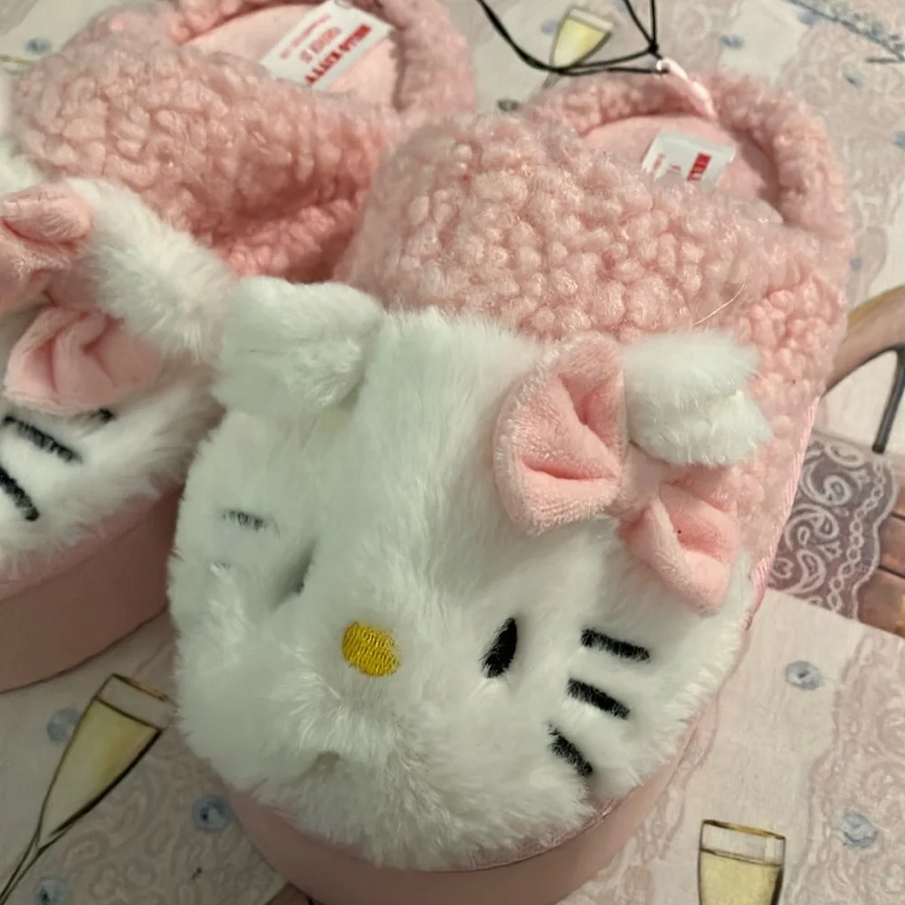 Hello Kitty Pink Fuzzy Slippers